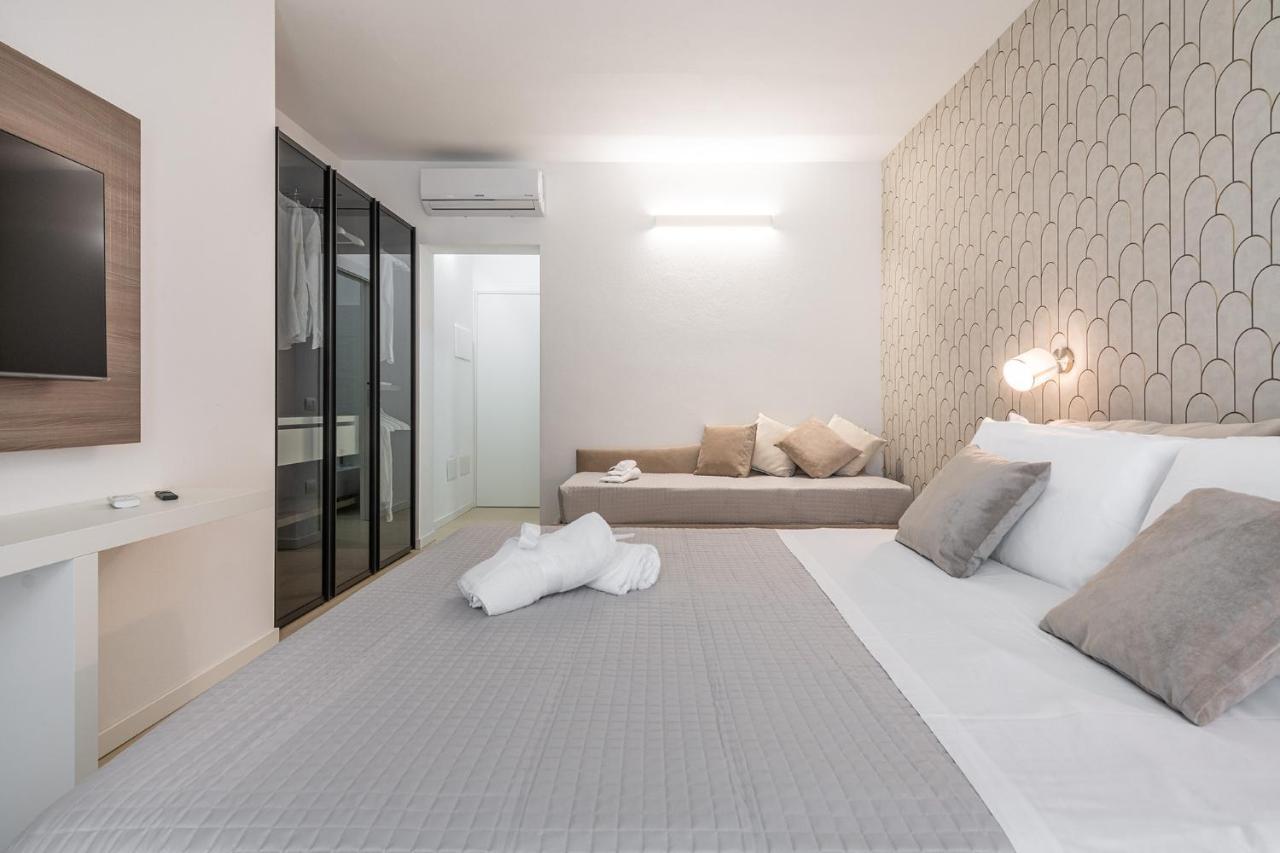 Palazzo Michelangelo Hotell Villasimius Eksteriør bilde