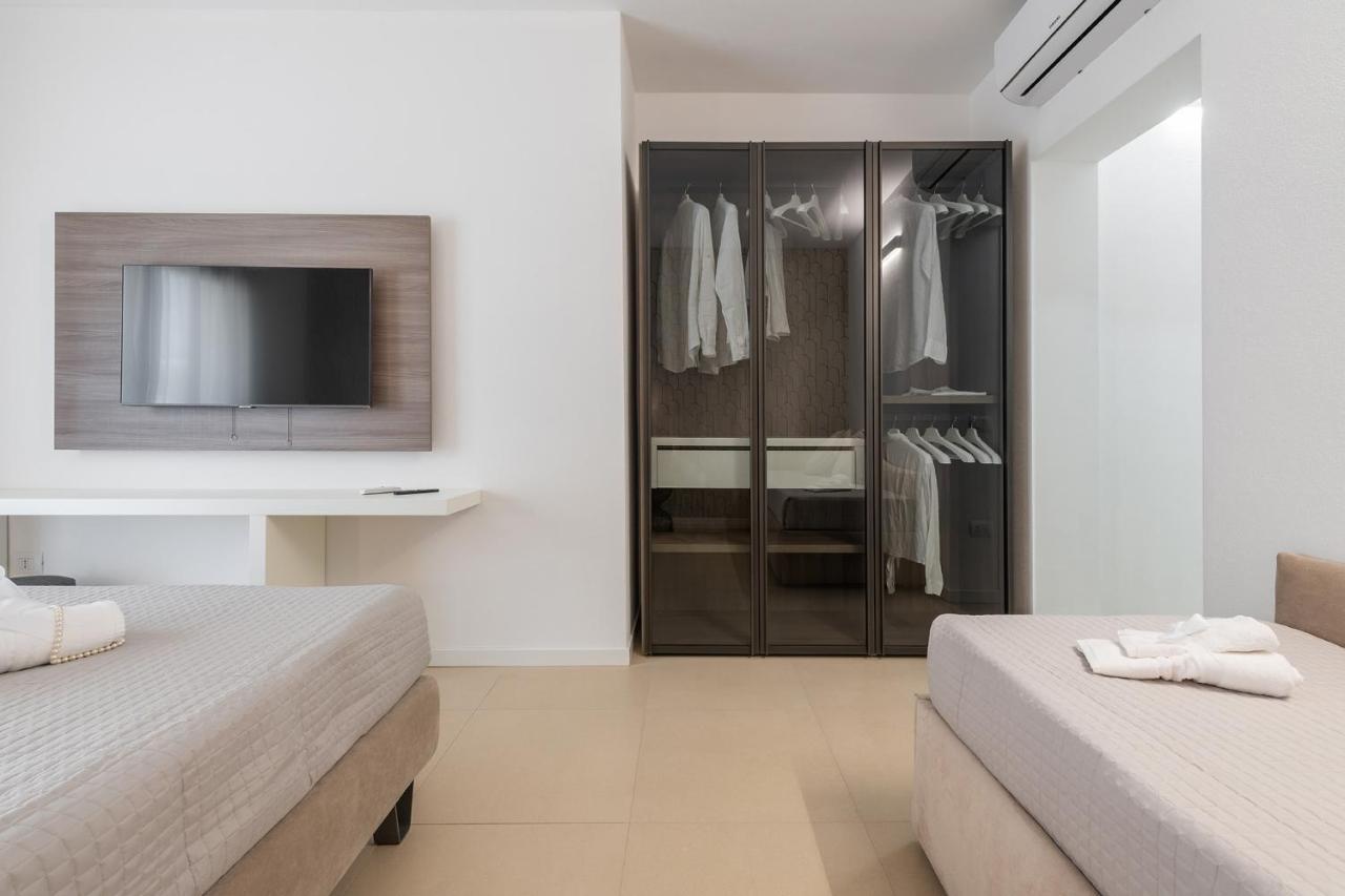 Palazzo Michelangelo Hotell Villasimius Eksteriør bilde