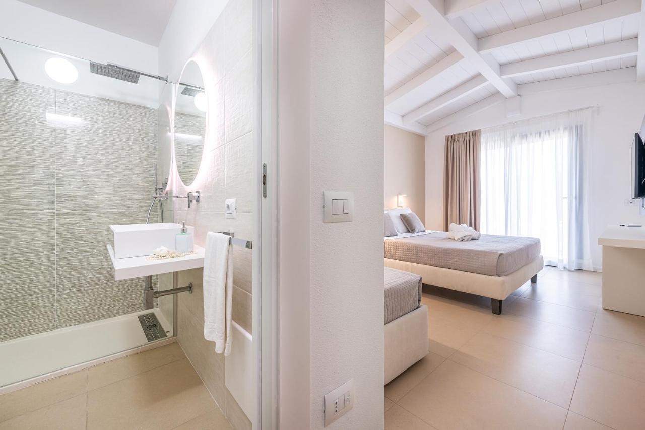 Palazzo Michelangelo Hotell Villasimius Eksteriør bilde
